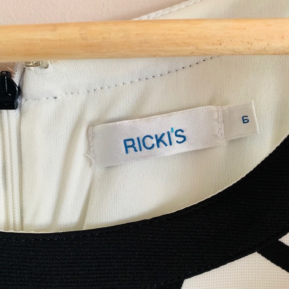 Black and white semi formal dress - Picture 3 of 3